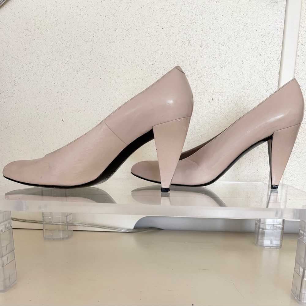 Vintage Cream-Colored Leather 3.75” Heels with Black Sole; Women’s Size 9